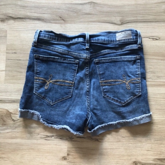 Denizen by Levi’s High Rise Shortie Shorts - Picture 5 of 7